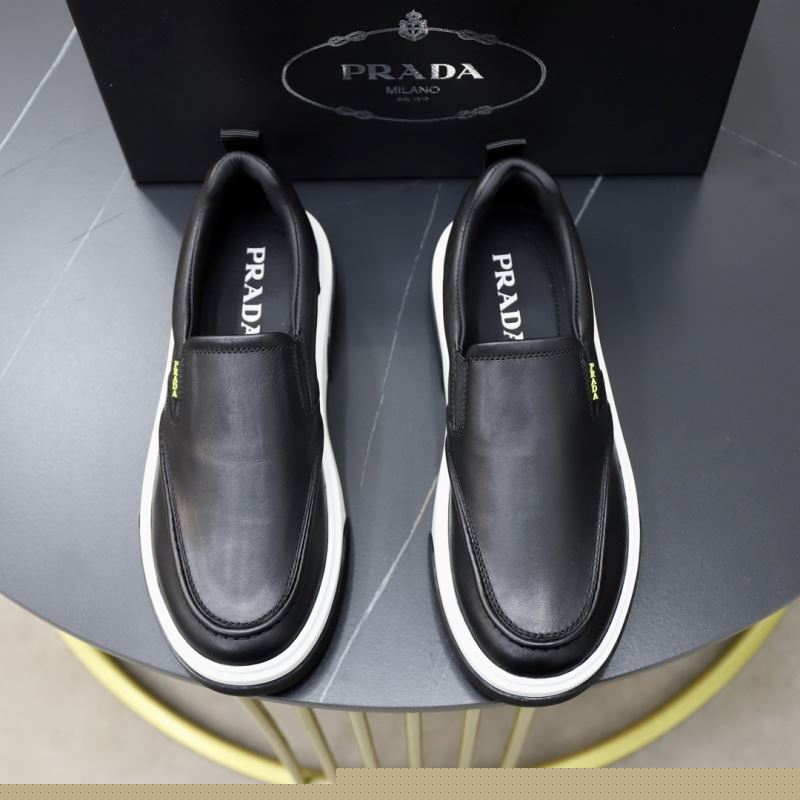 Pra*a sneakers